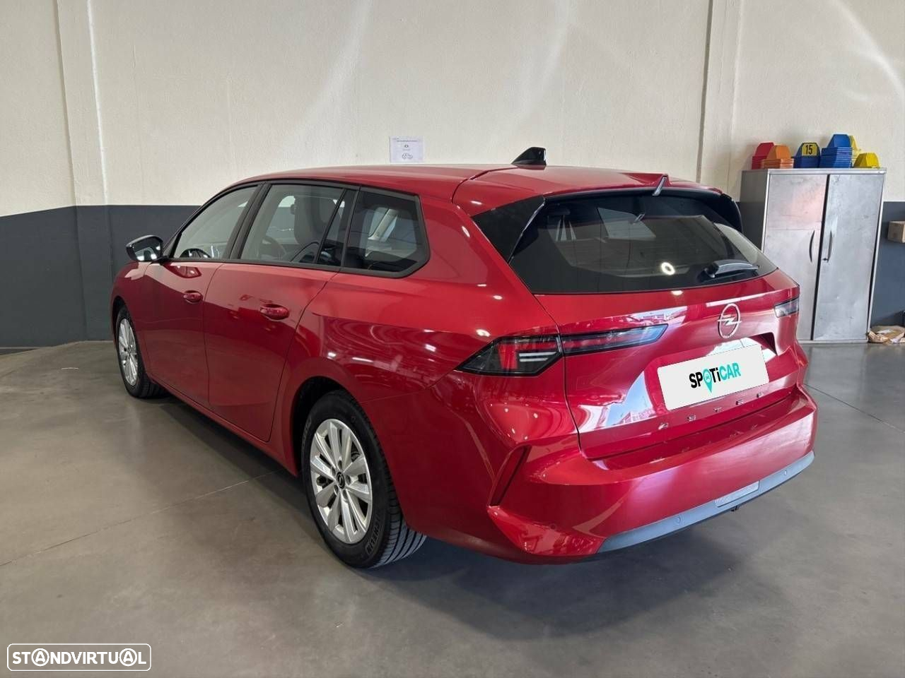 Opel Astra 1.2 T Edition - 5
