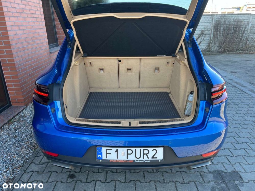 Porsche Macan - 33