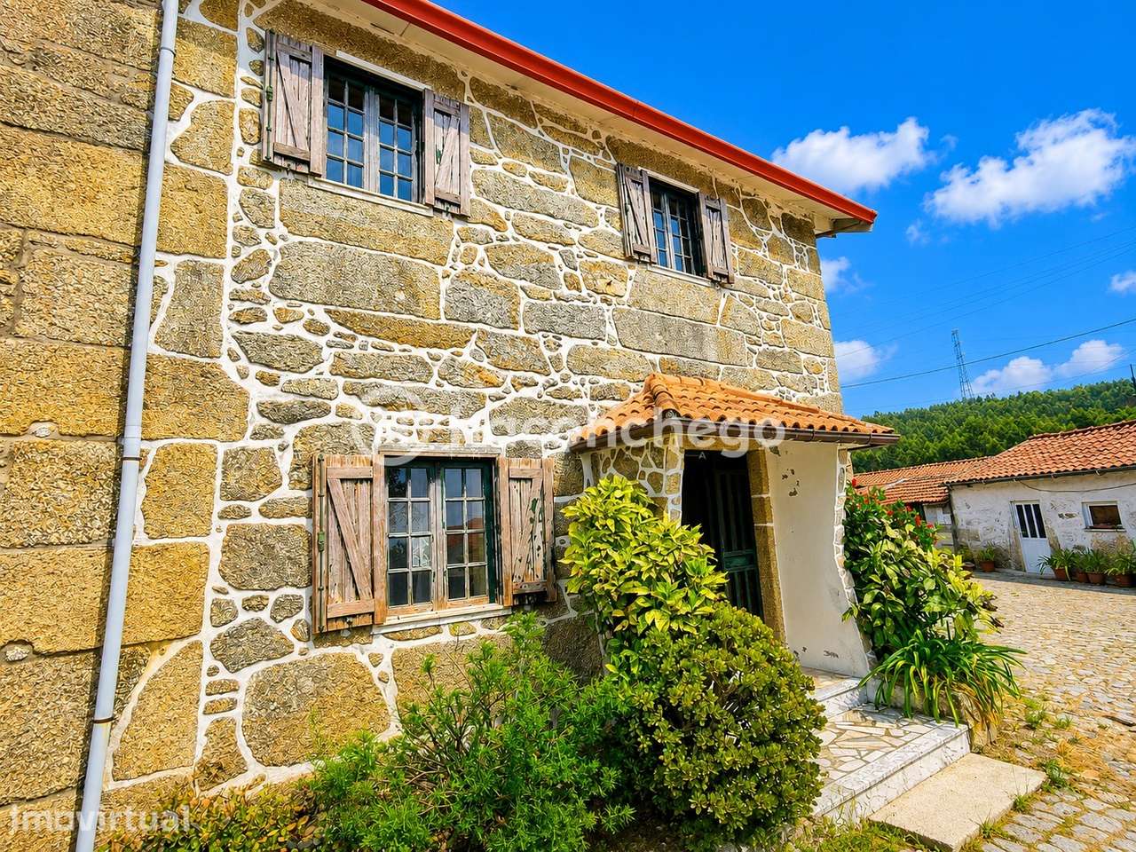 Moradia Rústica com 550 m² de terreno em Vila Cova, Barcelos - Grande imagem: 3/39