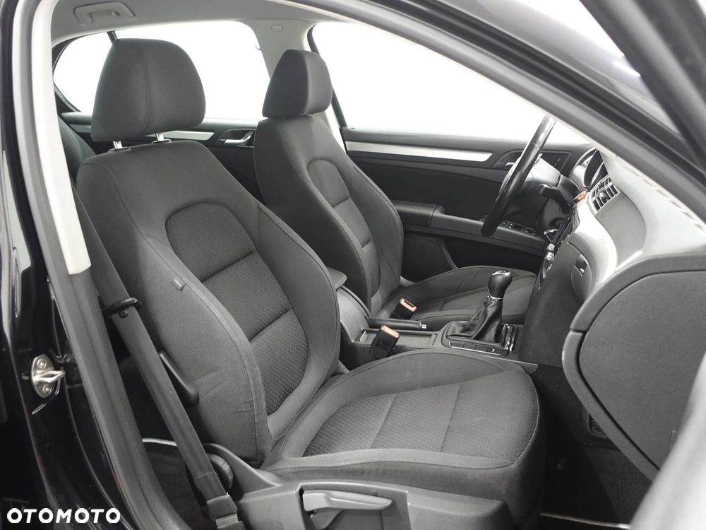 Skoda Superb 1.6 TDI Green tec Ambition - 26
