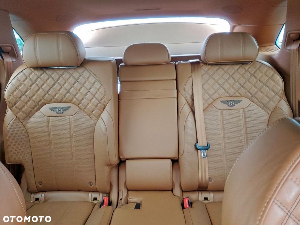 Bentley Bentayga - 10