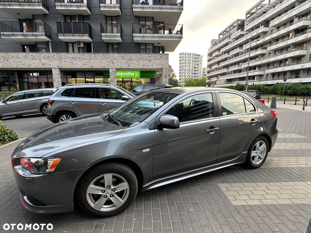 Mitsubishi Lancer 1.8 Intense - 2