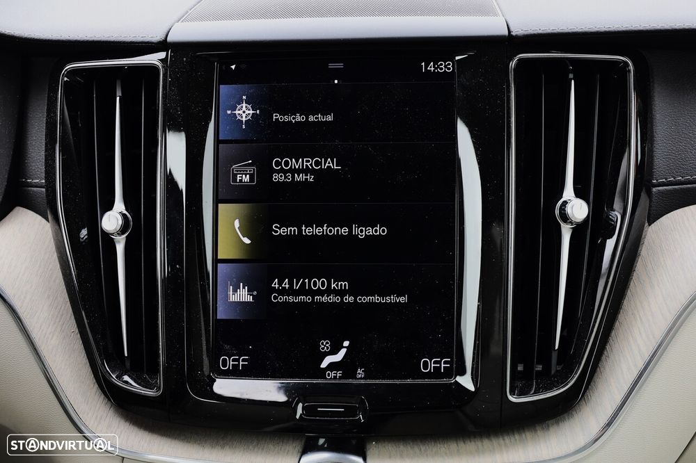 Volvo XC 60 2.0 T6 PHEV Inscription AWD - 22