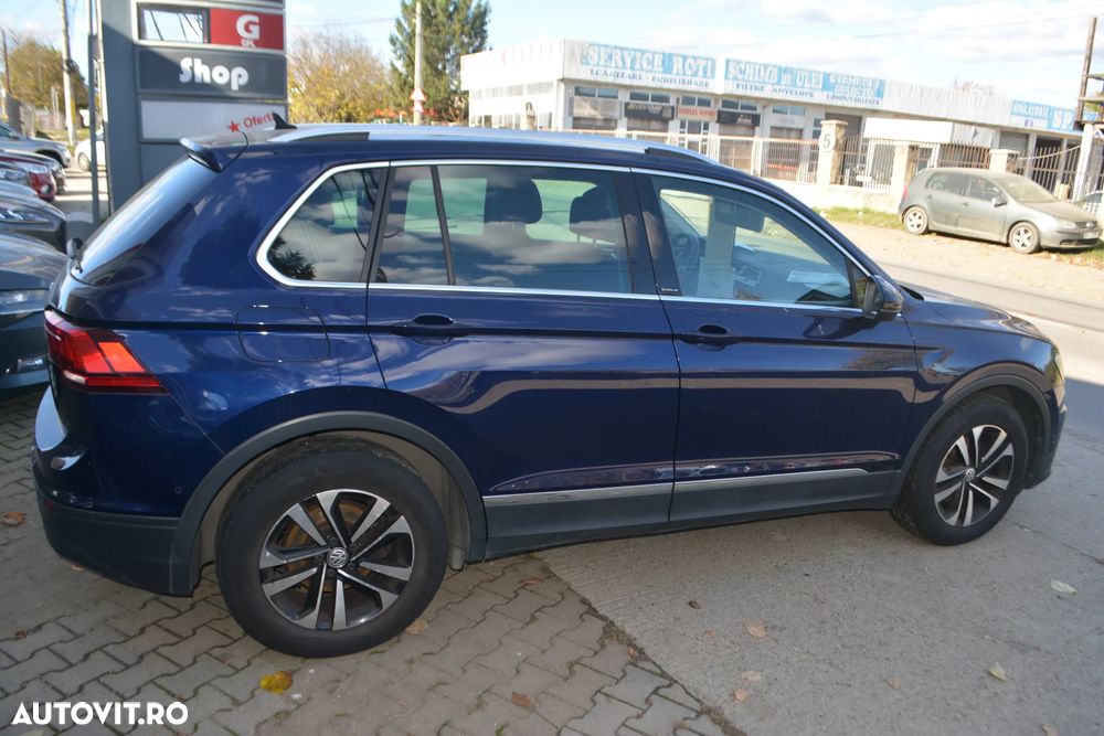 Volkswagen Tiguan 2.0 TDI 4Mot Comfortline - 4