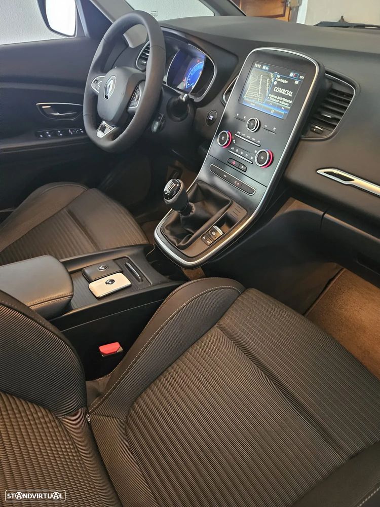 Renault Grand Scénic 1.5 dCi Dynamique S SS - 11