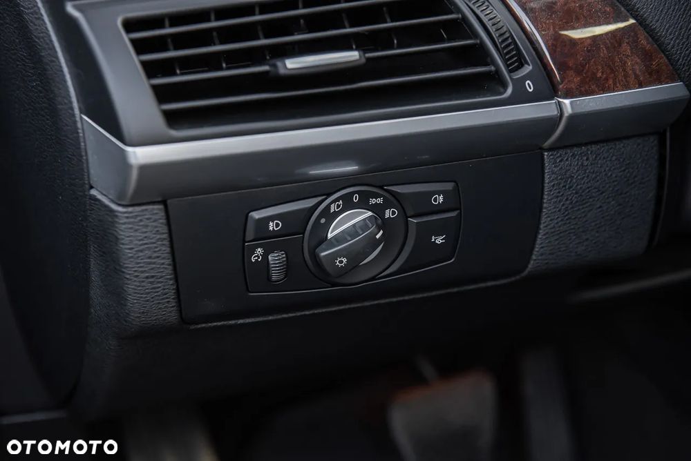 BMW X5 xDrive30d - 17