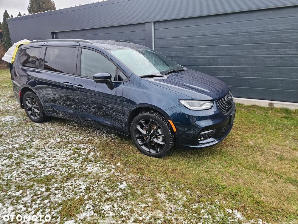 Chrysler Pacifica - 7