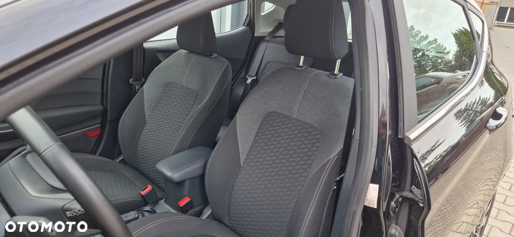 Ford Fiesta 1.0 EcoBoost Hybrid S&S TITANIUM - 9