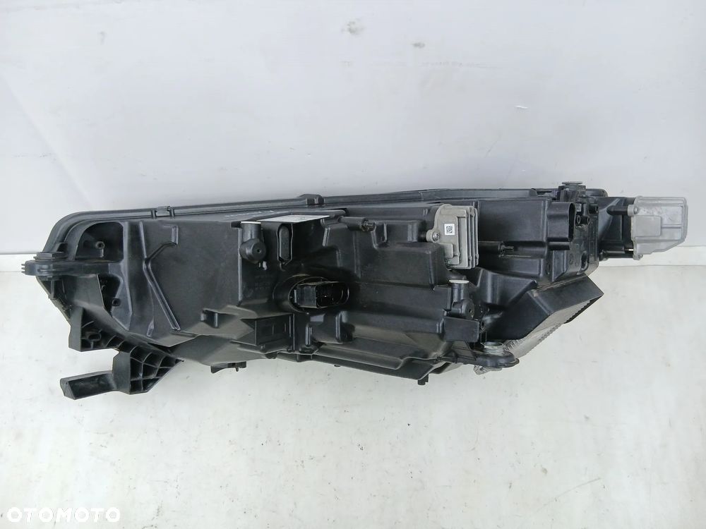 Reflektor przód przedni prawy lampa FULL LED Skoda Octavia IV - 7
