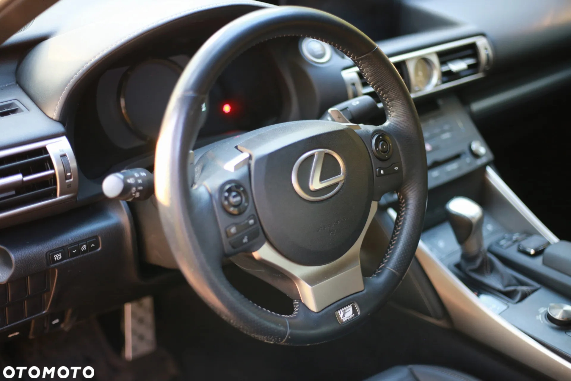 Lexus Inny - 11