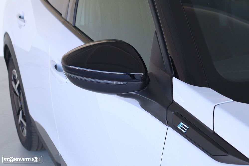 Peugeot e-2008 54 kWh GT - 6