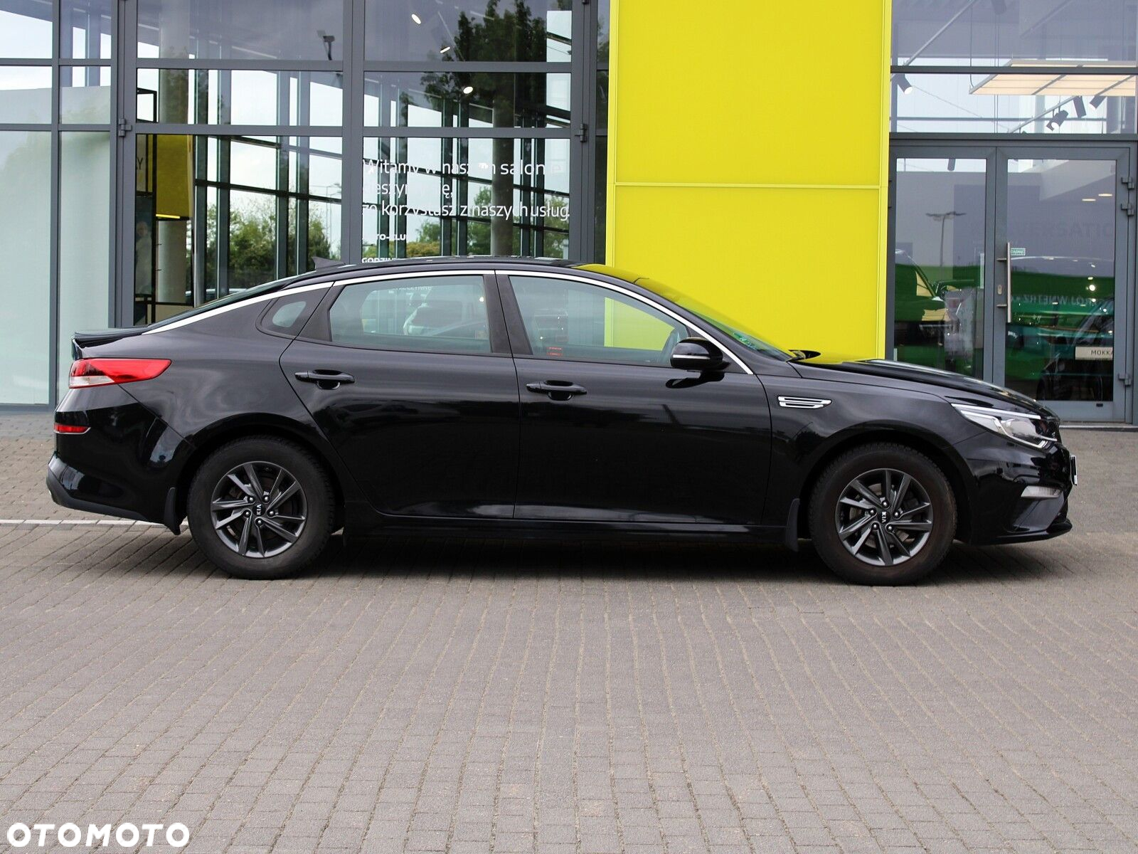 Kia Optima 2.0 L - 5