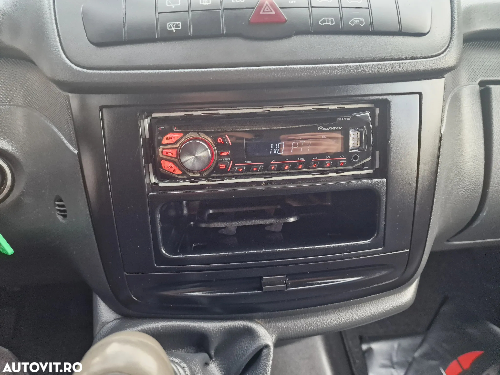 Mercedes-Benz Vito - 18