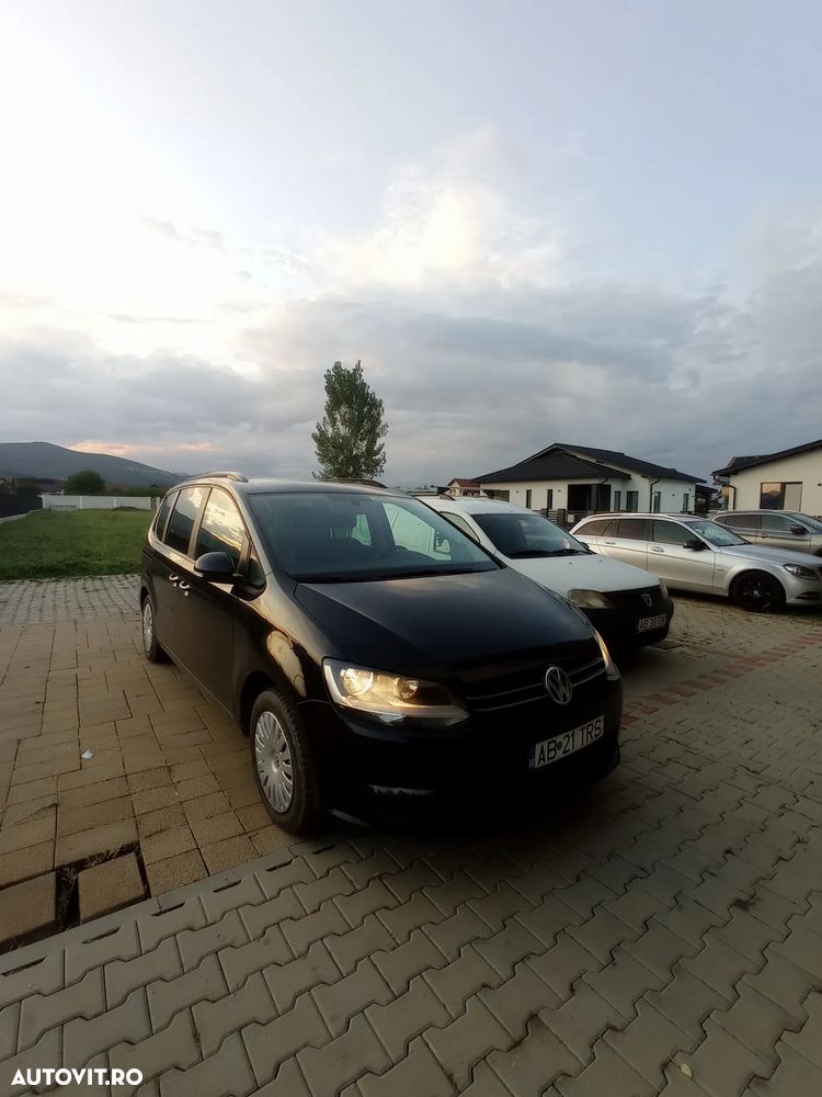 Volkswagen Sharan 2.0 TDI 4MOTION BlueMotion Technology Comfortline - 3
