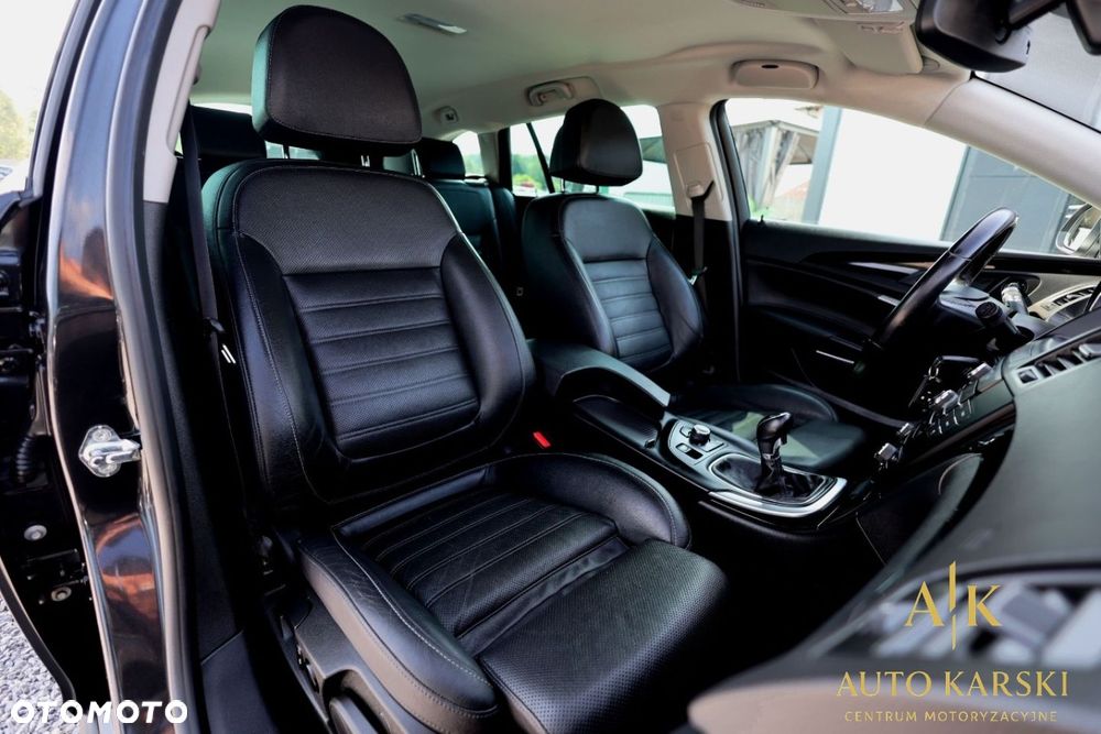 Opel Insignia - 33