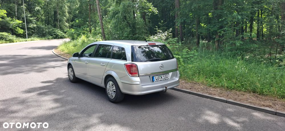 Opel Astra 1.8 Edition 111 Jahre - 9