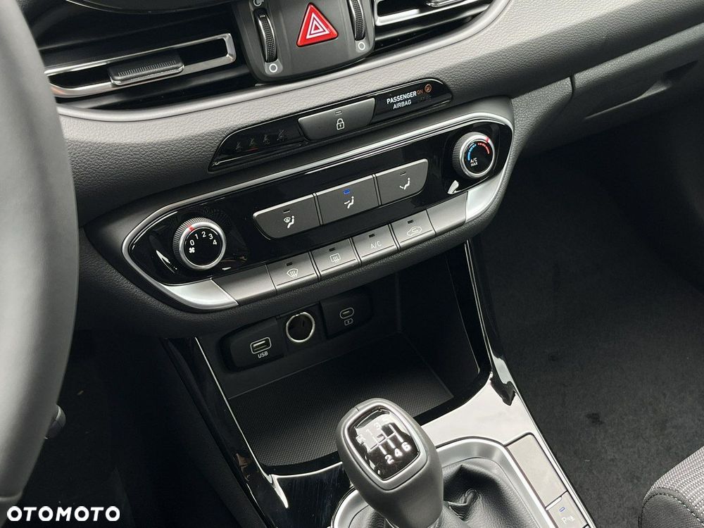 Hyundai i30 - 17