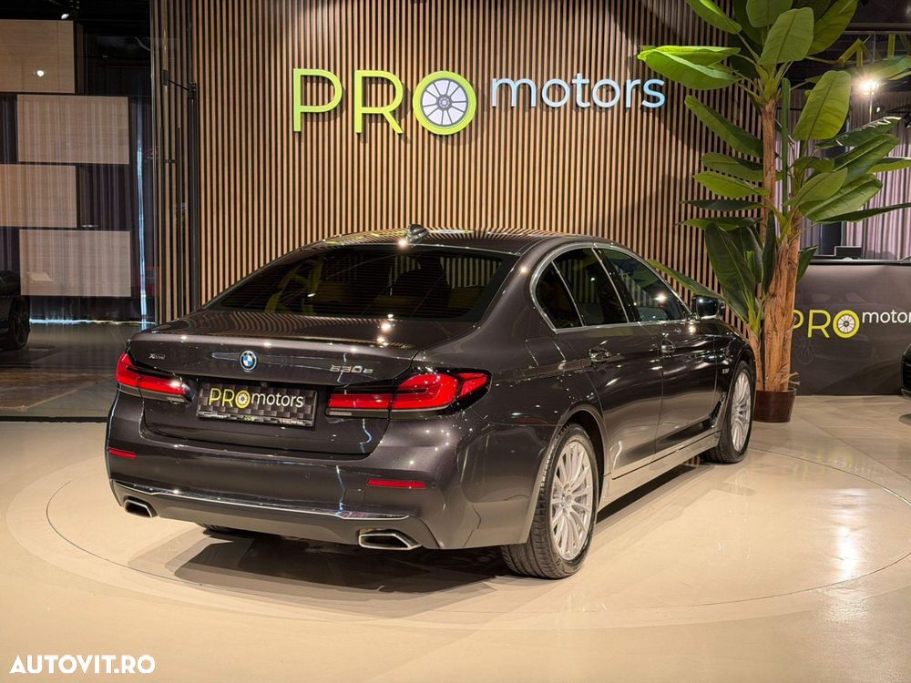 BMW Seria 5 530e xDrive AT PHEV - 10