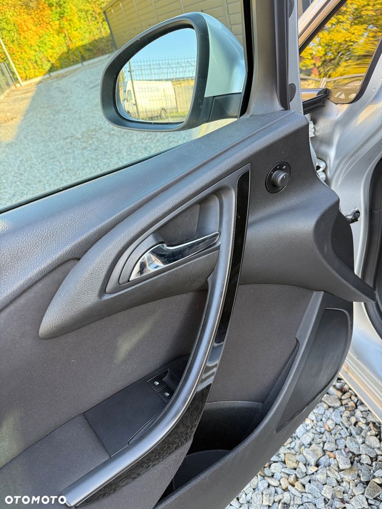 Opel Astra 1.6 CDTI DPF ecoFLEX Sports TourerStart/Stop Exklusiv - 12