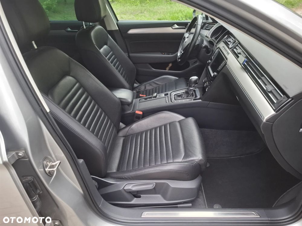 Volkswagen Passat 2.0 TDI SCR DSG Highline - 15