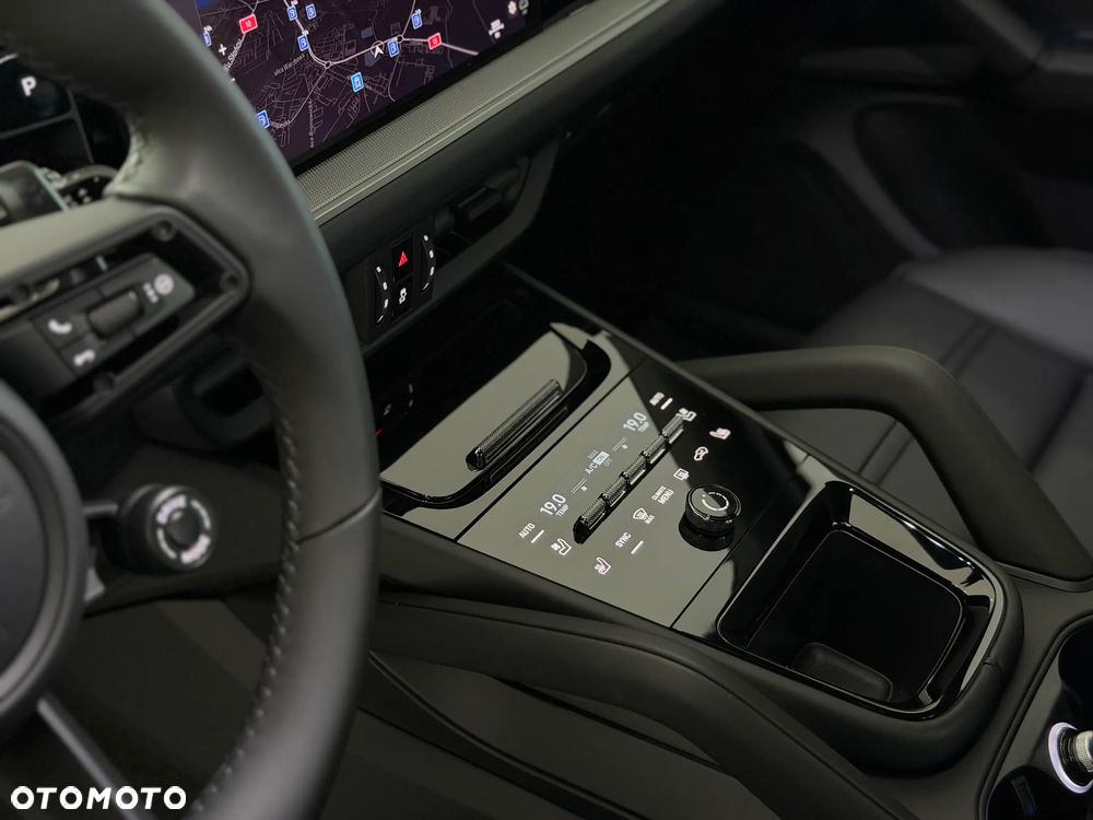 Porsche Cayenne S - 31