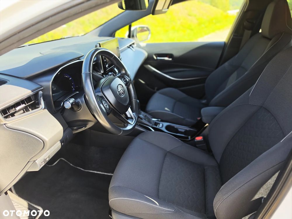 Toyota Corolla 1.8 Business Edition - 20