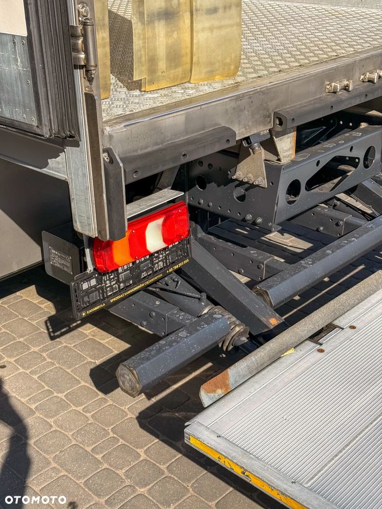 Mercedes-Benz Mercedes-Benz Atego 1324 Chłodnia 6,40 m + Winda 1500 kg | 223 tys. km | EURO 6 - 23