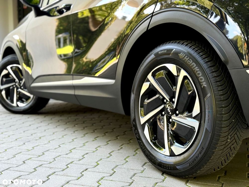 Kia Sportage 1.6 T-GDI HEV Business Line 2WD - 29