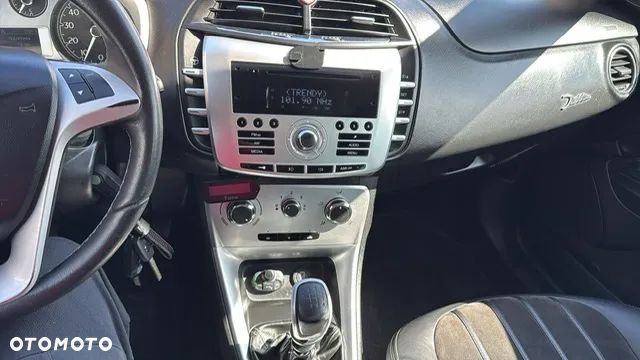 Lancia Delta 1.4 T-Jet Silver - 14