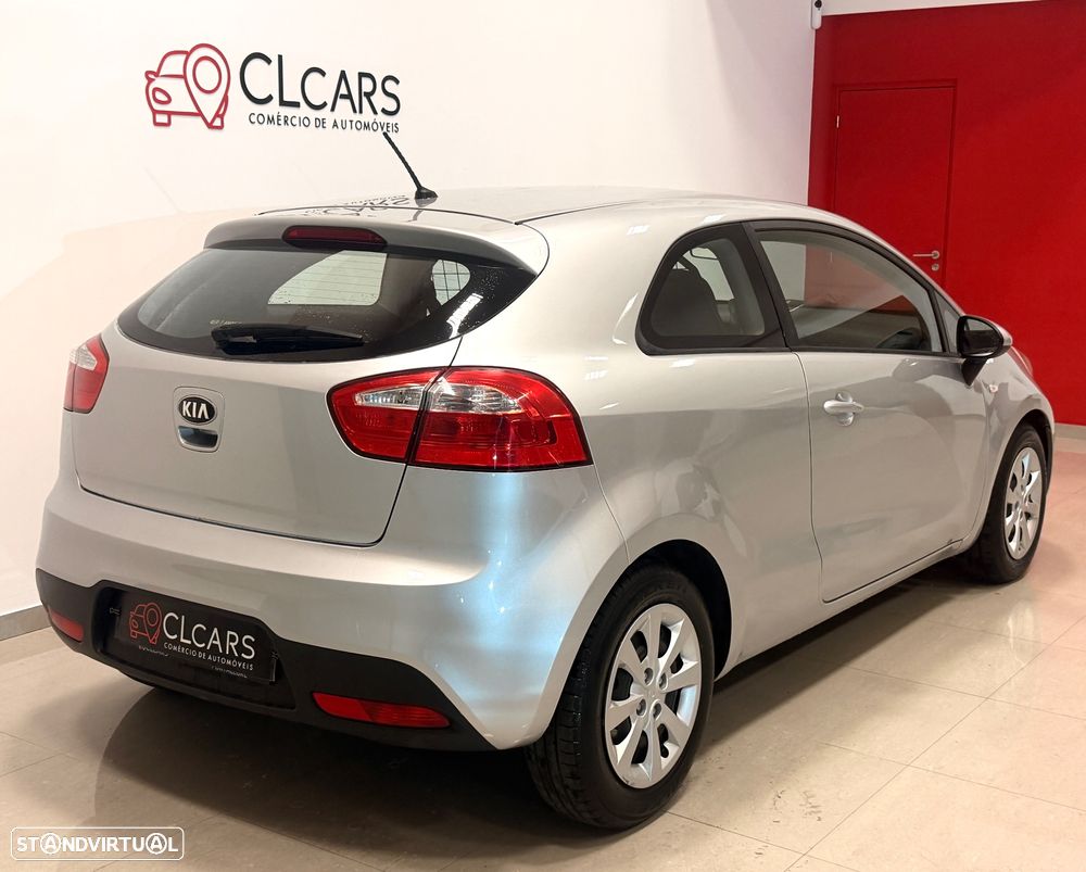 Kia Rio 1.1 CRDI IVA DEDUTIVEL - 3