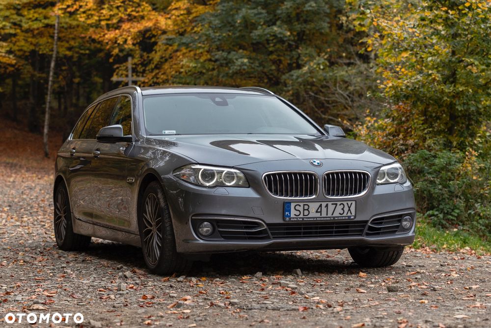 BMW Seria 5 530d xDrive Luxury Line - 1