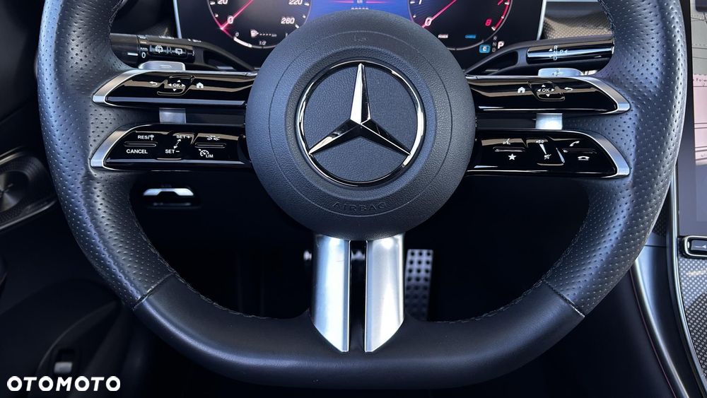 Mercedes-Benz GLC - 15