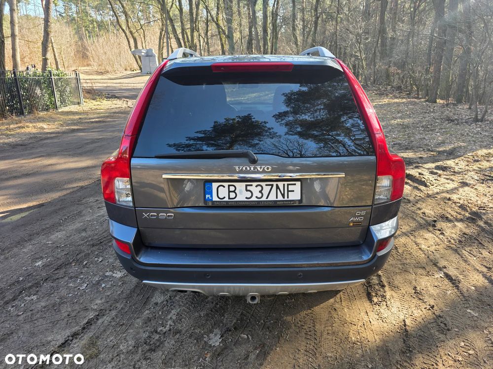 Volvo XC 90 D5 Momentum - 5