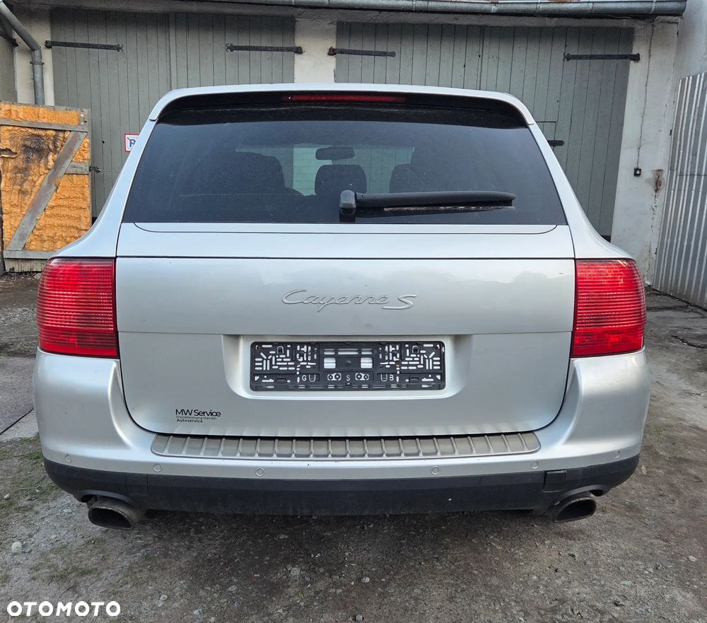 Porsche Cayenne - 6