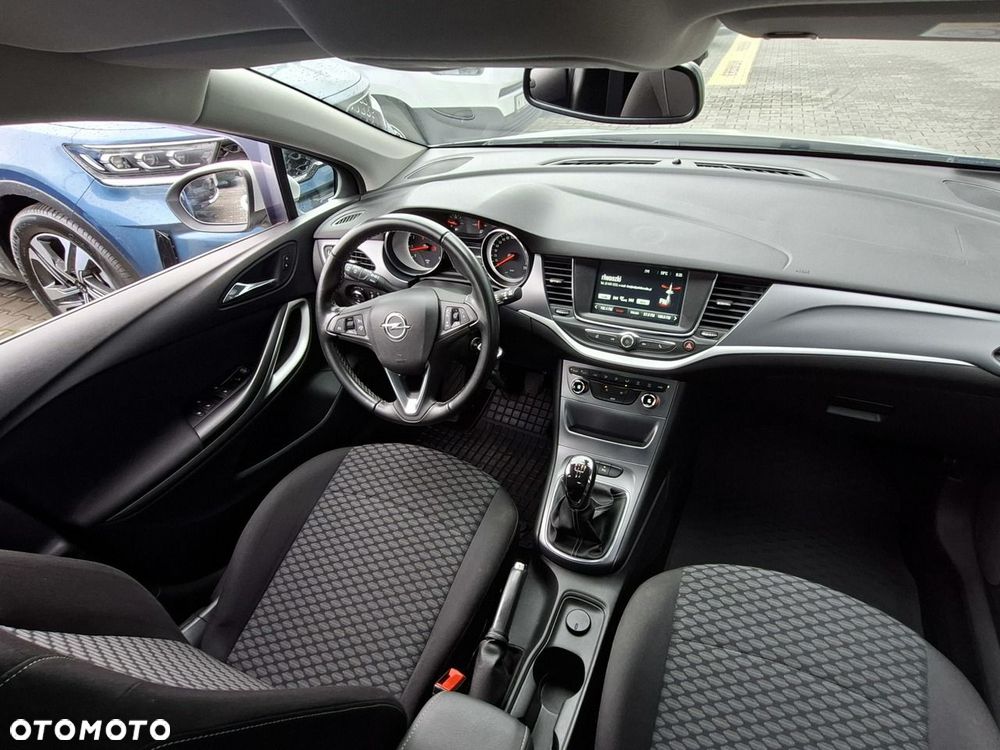 Opel Astra 1.4 Enjoy - 23