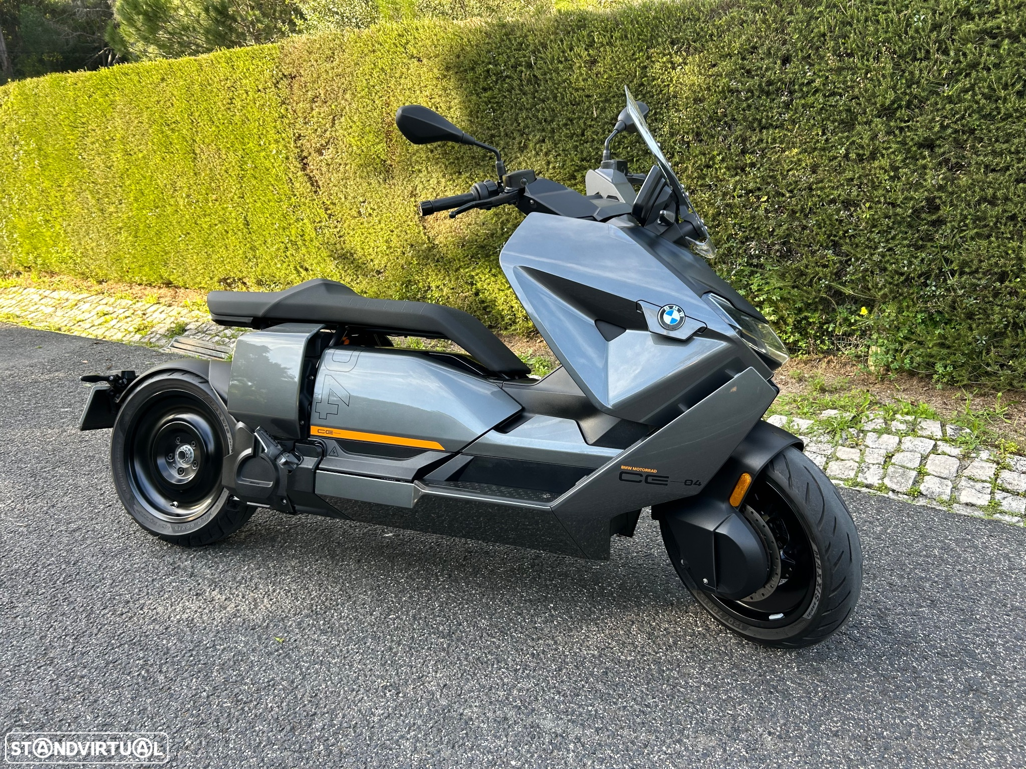 BMW CE 04 - 2