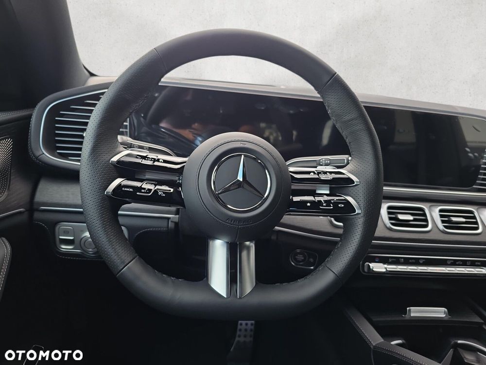Mercedes-Benz GLE - 14