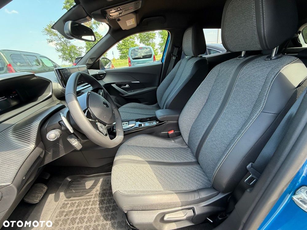 Peugeot 2008 - 12