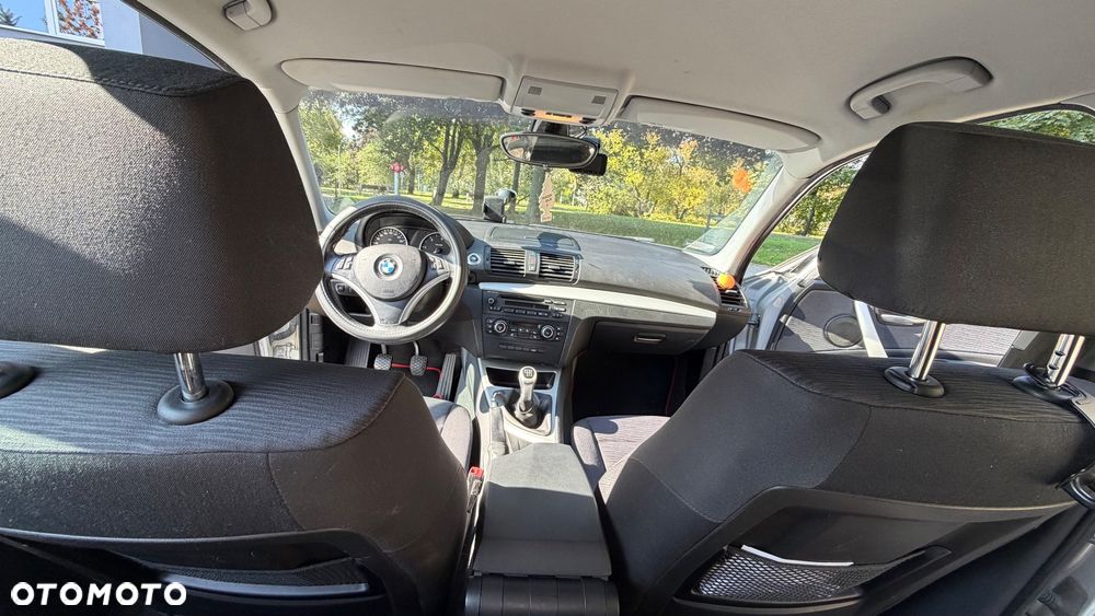 BMW Seria 1 118d - 16