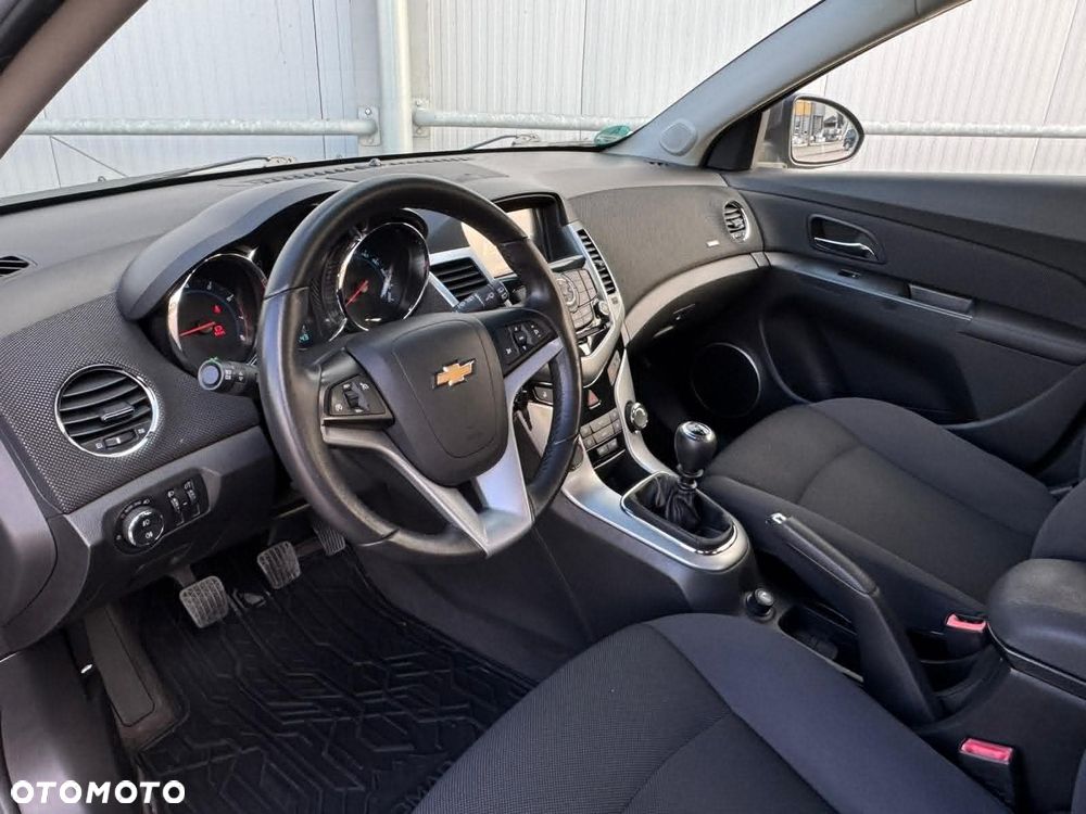 Chevrolet Cruze 1.8 LTZ - 14