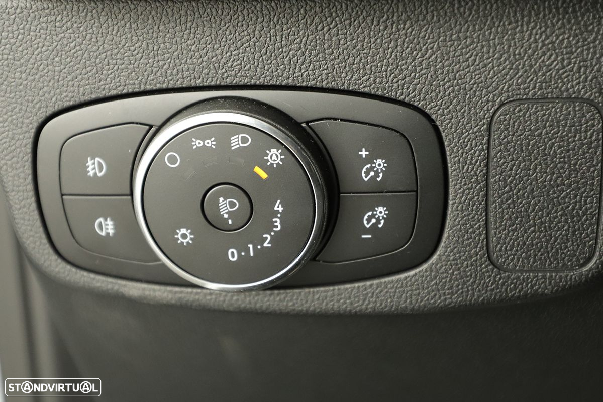 Ford Focus - 29
