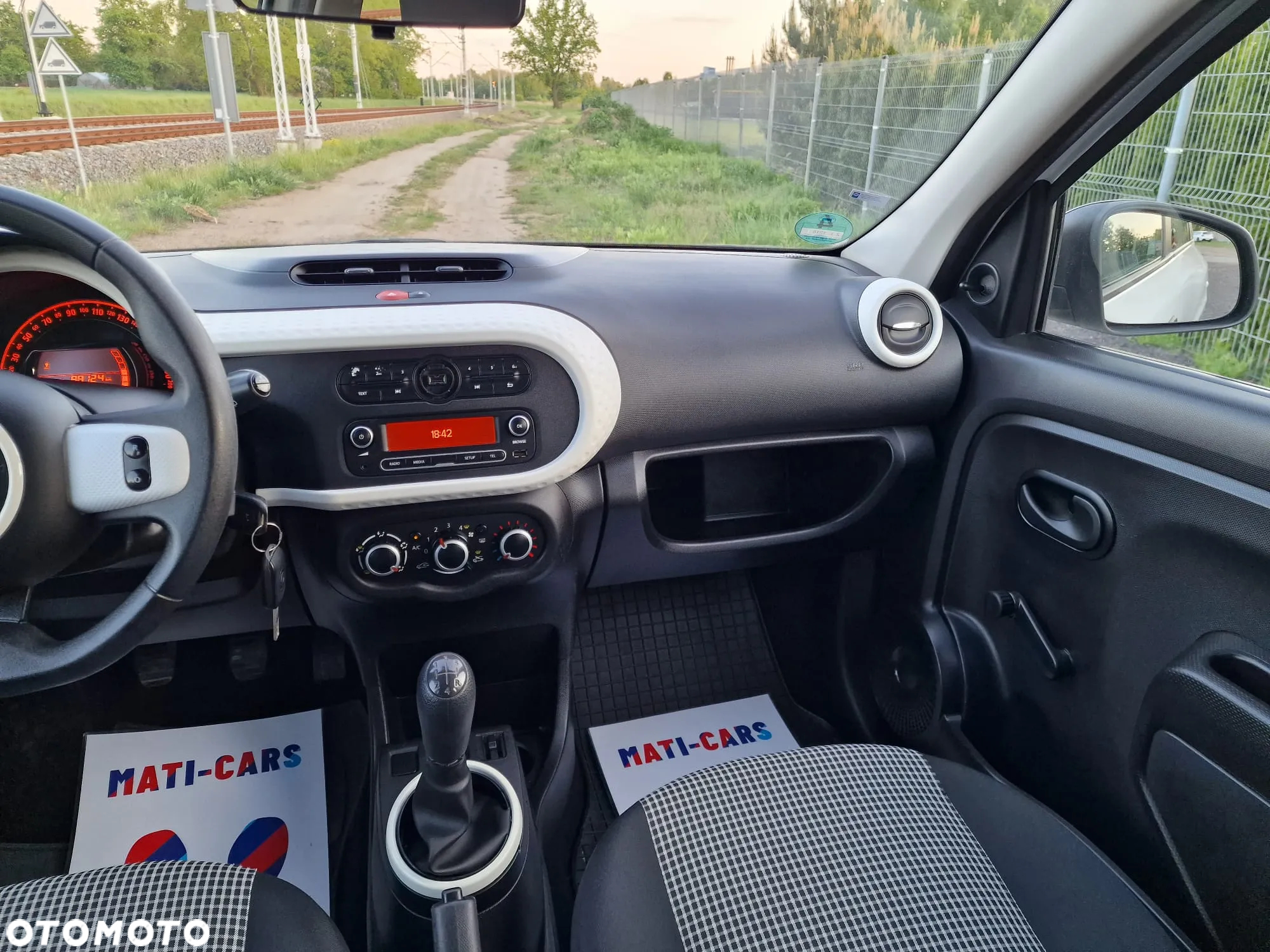 Renault Twingo SCe 70 Expression - 16
