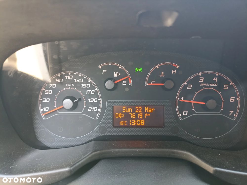 Fiat Fiorino Cargo - 17