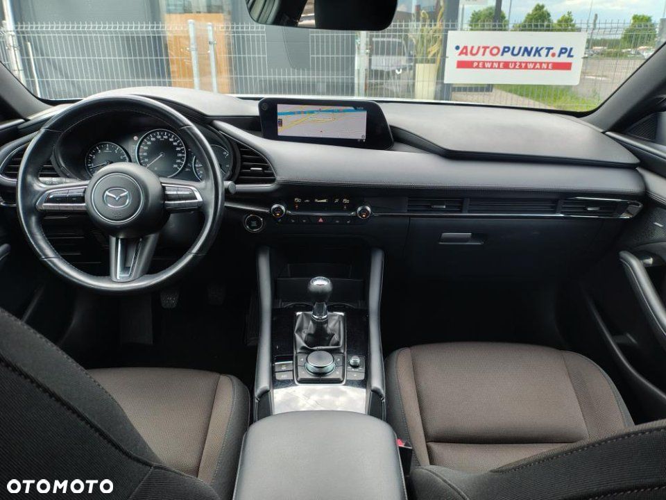 Mazda 3 e-SKYACTIV-X 186 M HYBRID CENTRE-LINE - 10
