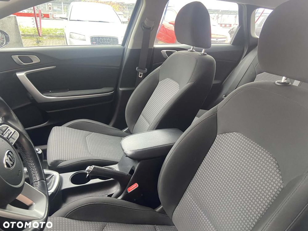 Kia Ceed 1.0 T-GDI OPF Spirit - 14