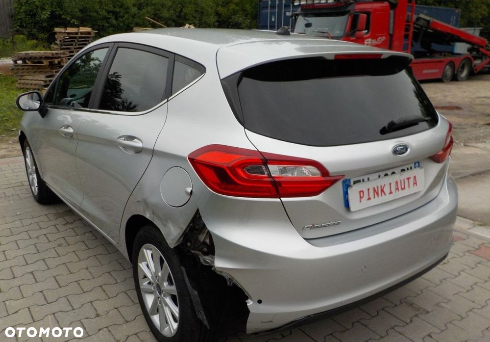 Ford Fiesta - 7