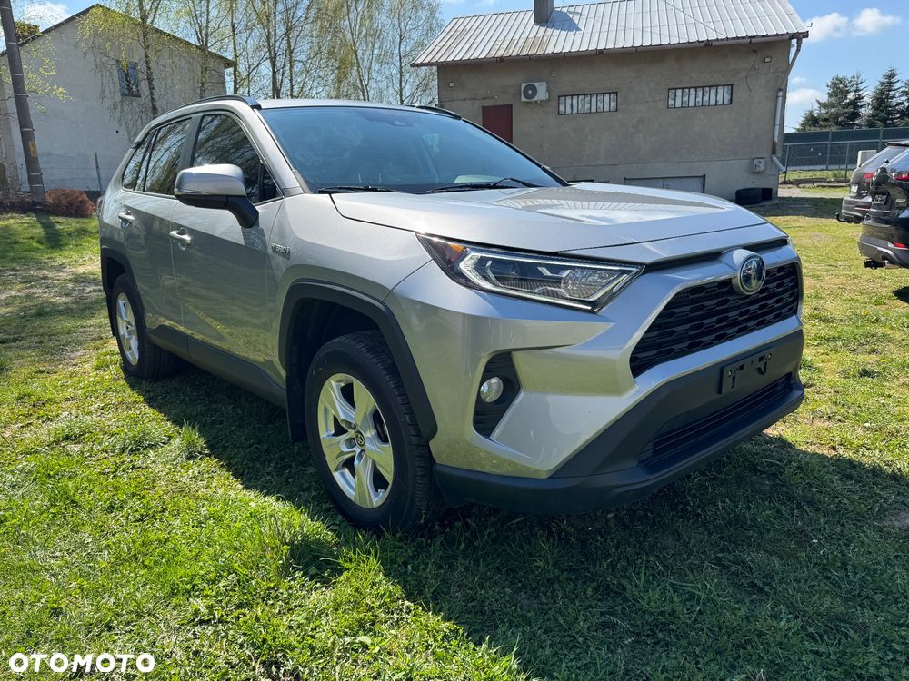 Toyota RAV4 - 8