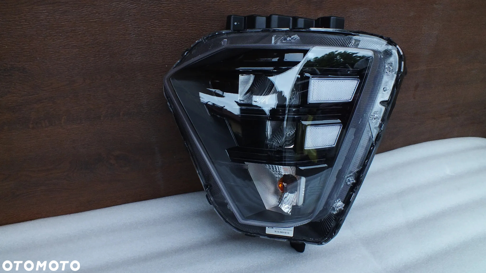 Lampa przednia lewa Hyundai Kona II led  92101HF000 - 2