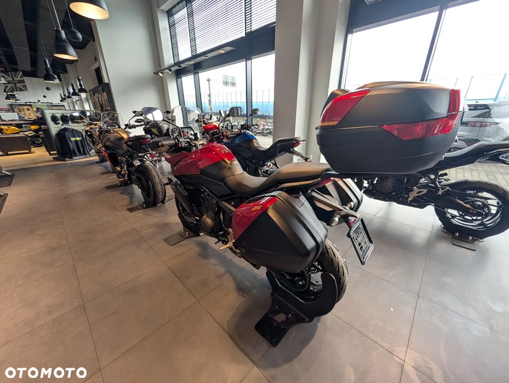 Triumph Tiger - 2