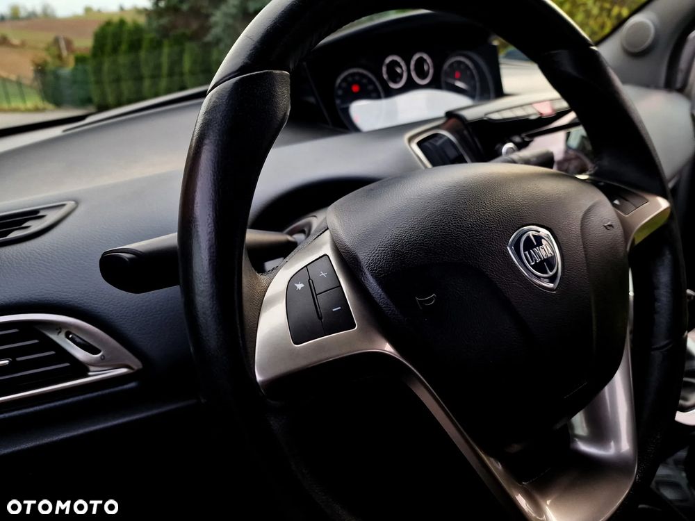 Lancia Ypsilon 1.2 8V Gold S&S EU6 - 19